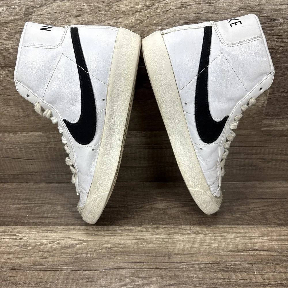 Nike Blazer Mid 77 White Black Womens US Size 8 EUR 39 CZ1055-100 Sneakers